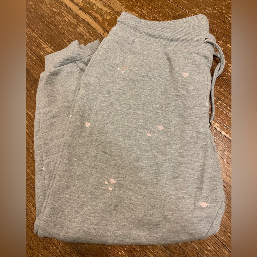 Honeydew embroidered heart sweatpants